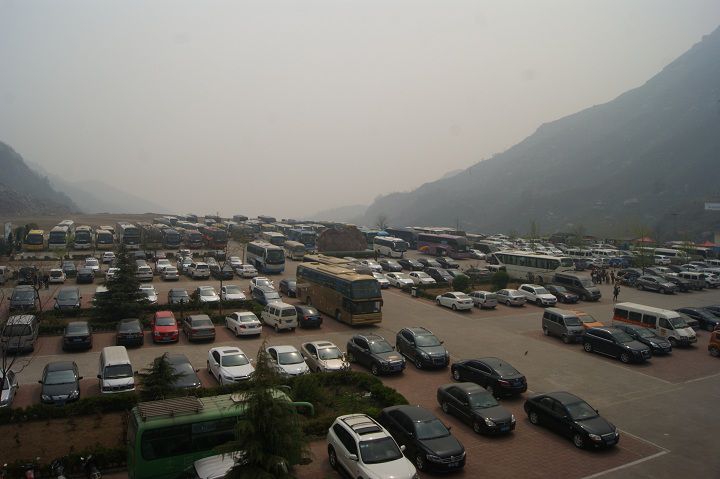 新乡南太行度假区清明小长假游客“井喷”